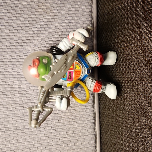 1990 Original Playmates Teenage Mutant Ninja Turtles Spaceman Raph w/accessories - Picture 1 of 3